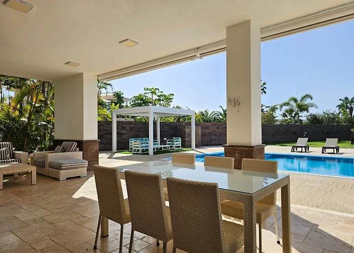 Karat Oasis Del Duque Villa