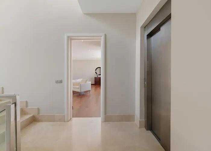 Karat Oasis Del Duque Costa Adeje