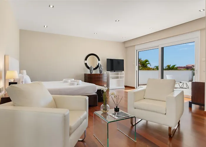 Karat Oasis Del Duque Villa *